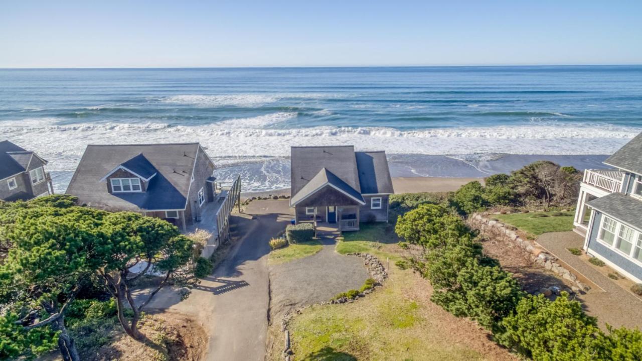 The Diamond K Villa Depoe Bay Exterior photo