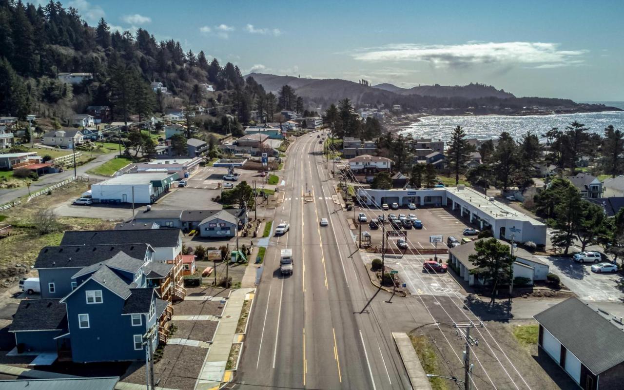 The Diamond K Villa Depoe Bay Exterior photo